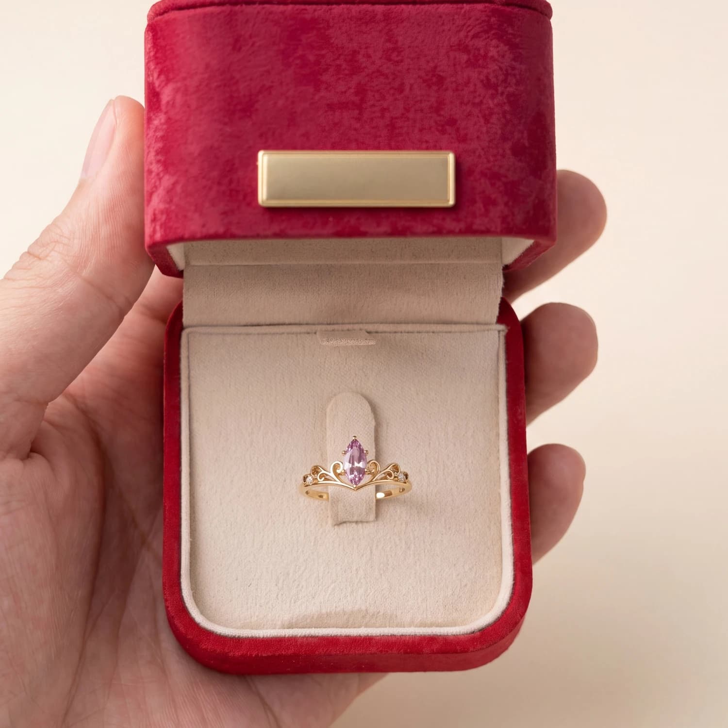 Princess crown ring with Pink Sapphire 2